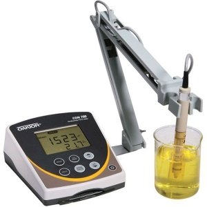 Cole-Parmer EW-35411-01 CON 700 Conductivity Meter